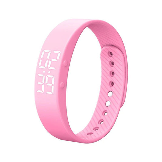 Tech-Savvy Fitness Tracker Wristband for Active Learners